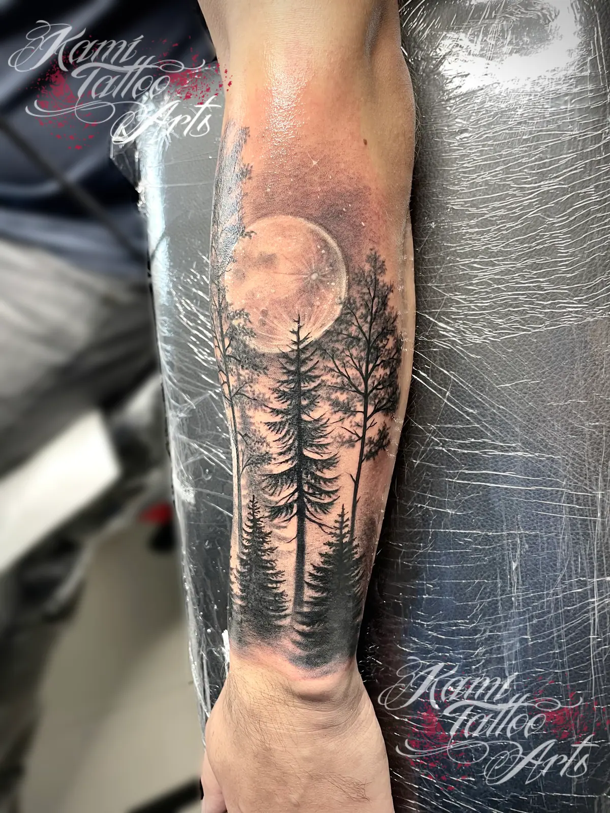 Greywash Forrest Woods Full Moon Tattoo