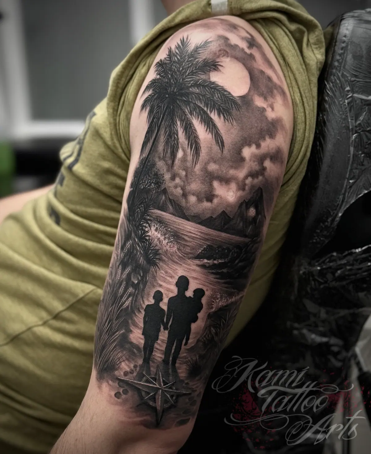 Realism Tattoo Family Sea Seaside Palm Sun Beach