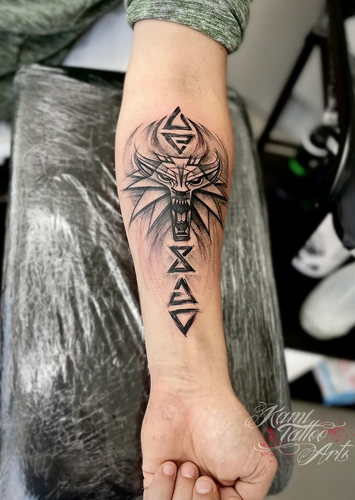 Wiedzmin Witcher Blackwork Sketch Style Tattoo